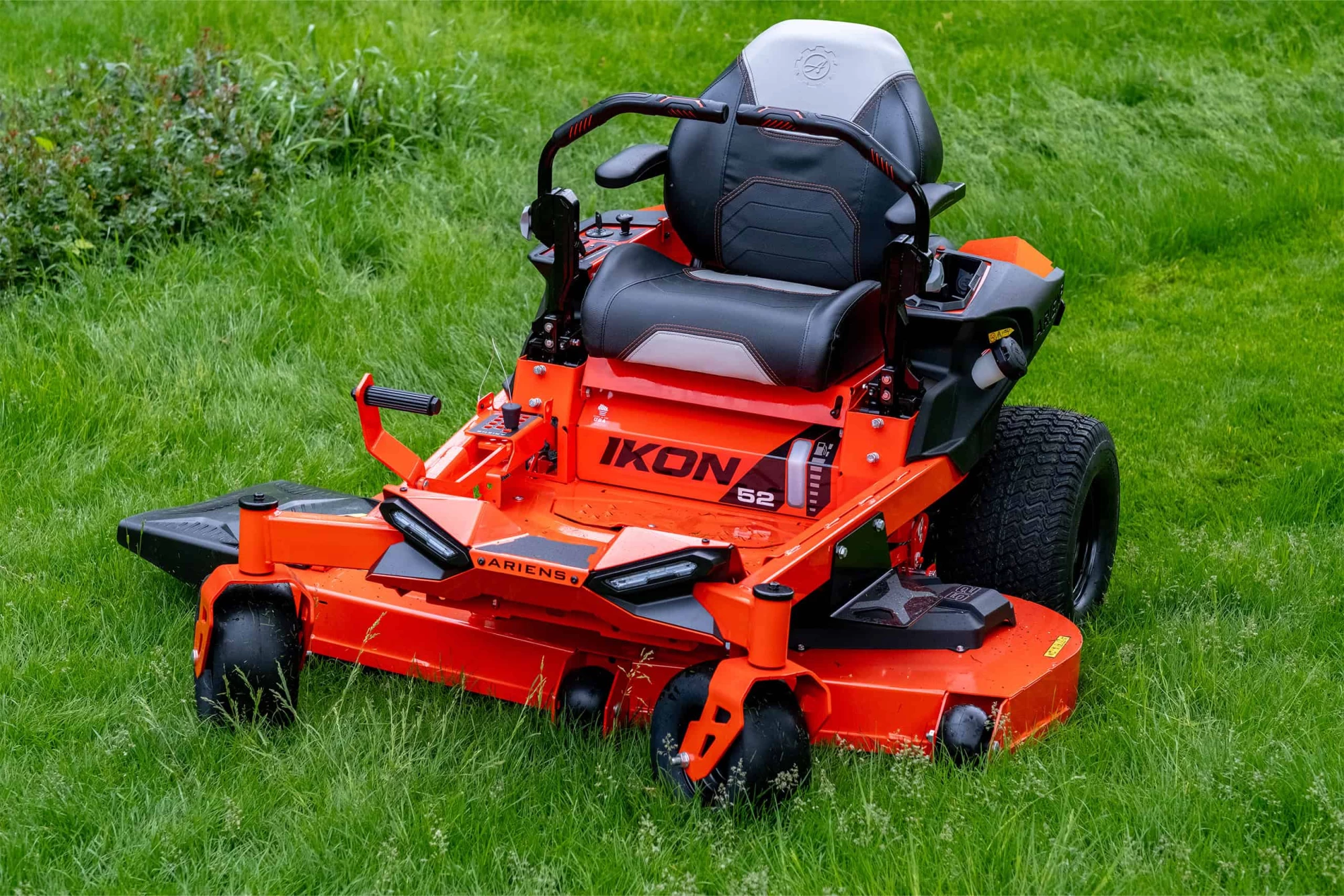 ariens-ikon-52-sd-my-25-outdoor_7